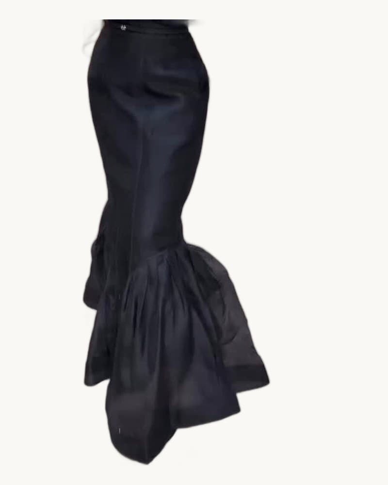 Black Structured Organza Mermaid Maxi Skirt 1