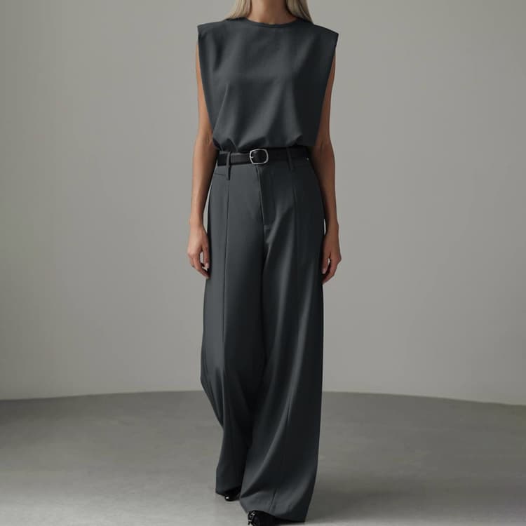 Sleeveless Vest Pullover Top and Loose-fitting Trousers 1