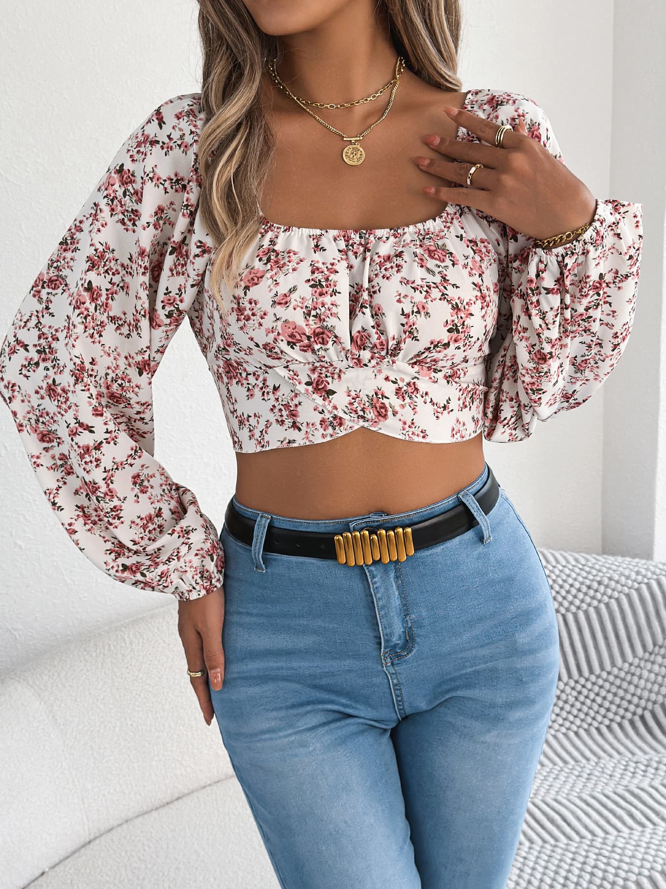 Floral Lantern Sleeve Tie-waist Chiffon Crop Top 1