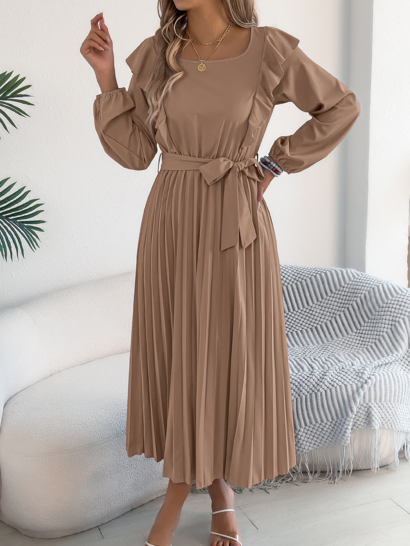 Елегантен Карнерест Trim Квадратен Деколте Долги Ракави Врзување Струк color variant