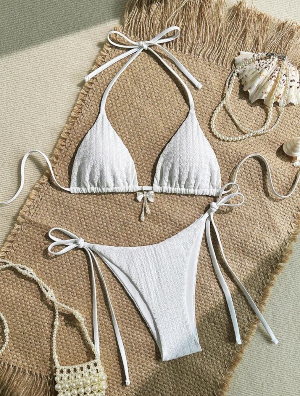 Feminine Без Грб Strappy Bikini color variant